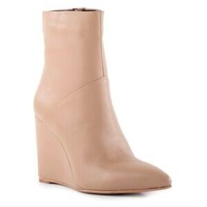 Seychelles nude leather heeled fall booties